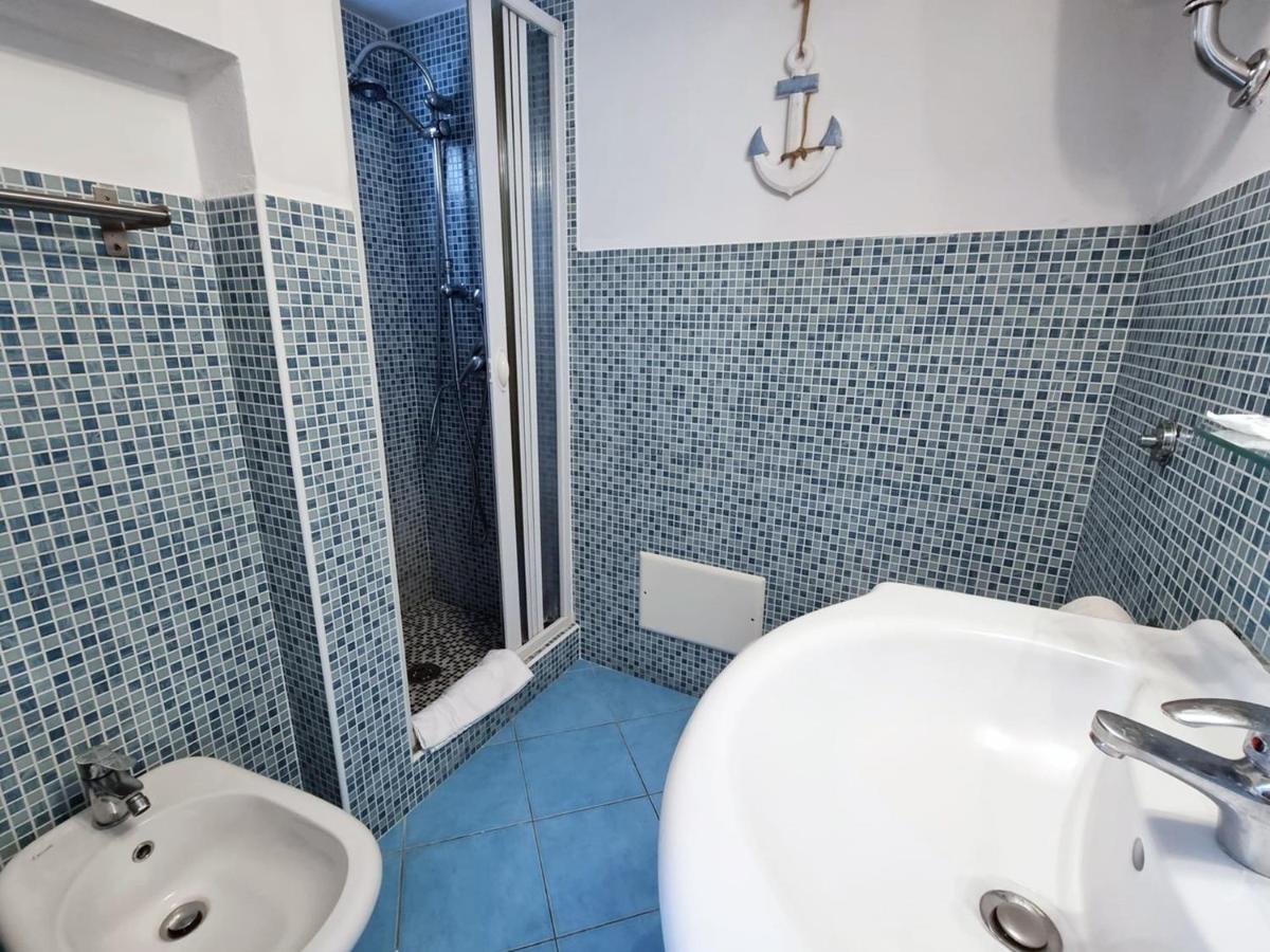 Appartement Maridea - La Darsena à Ponza Extérieur photo