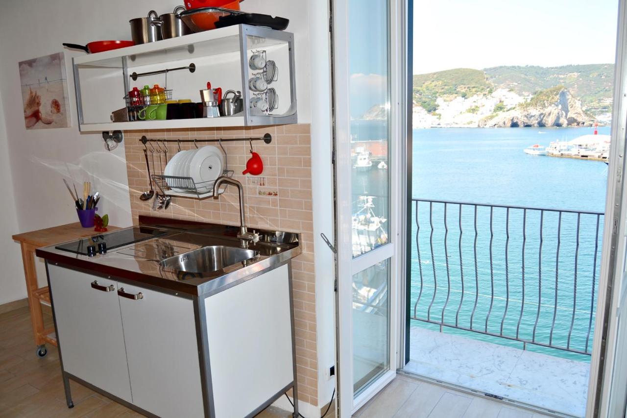 Appartement Maridea - La Darsena à Ponza Extérieur photo