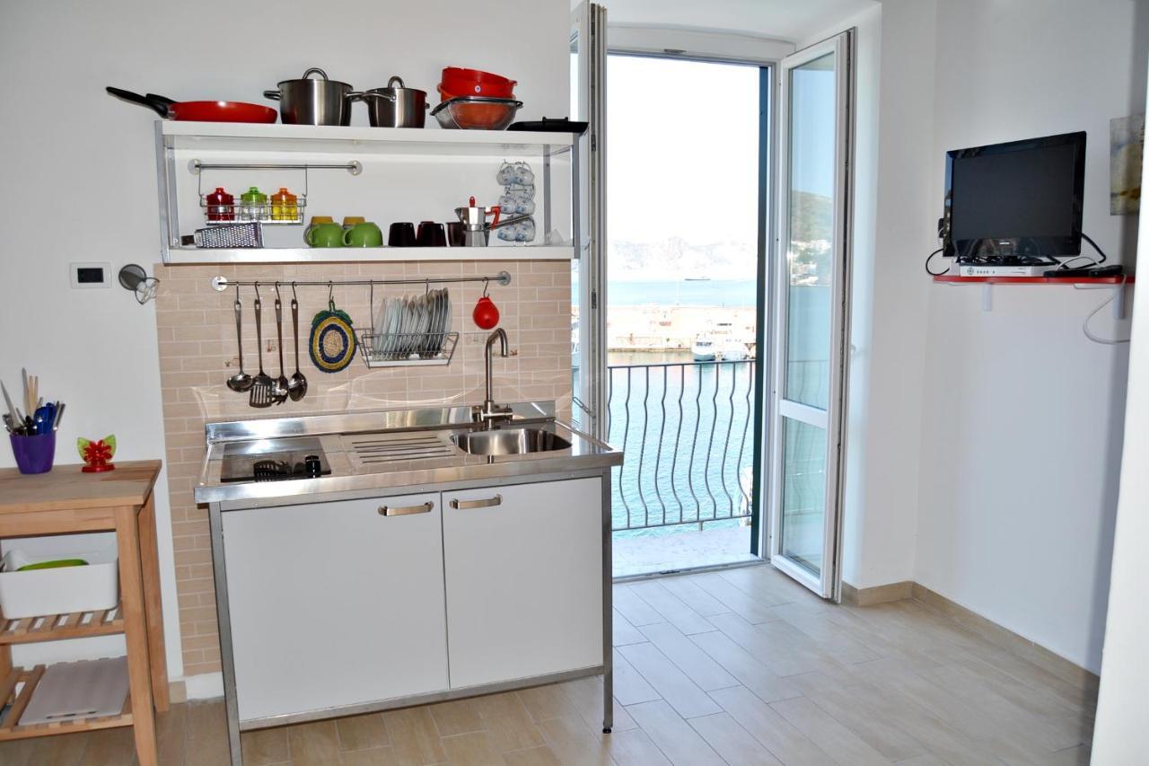 Appartement Maridea - La Darsena à Ponza Extérieur photo