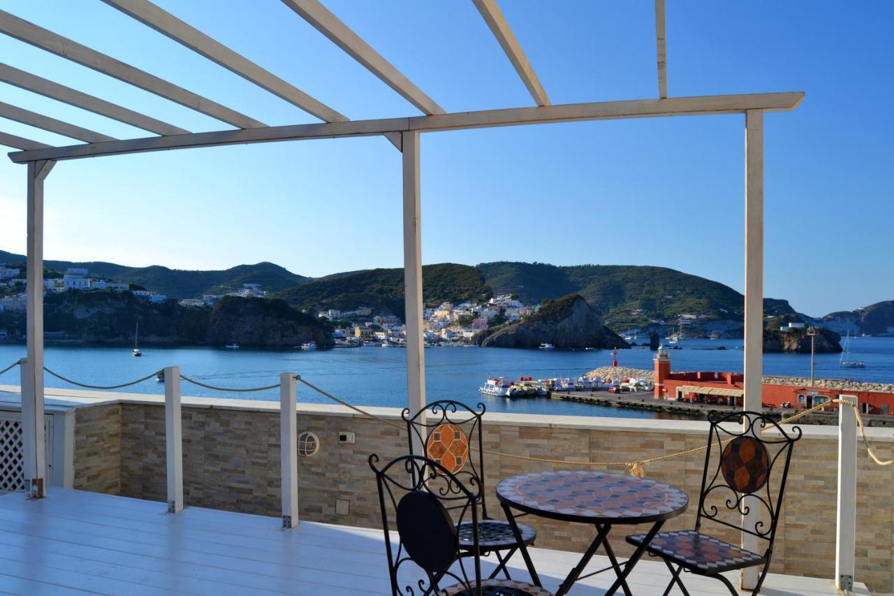 Appartement Maridea - La Darsena à Ponza Extérieur photo